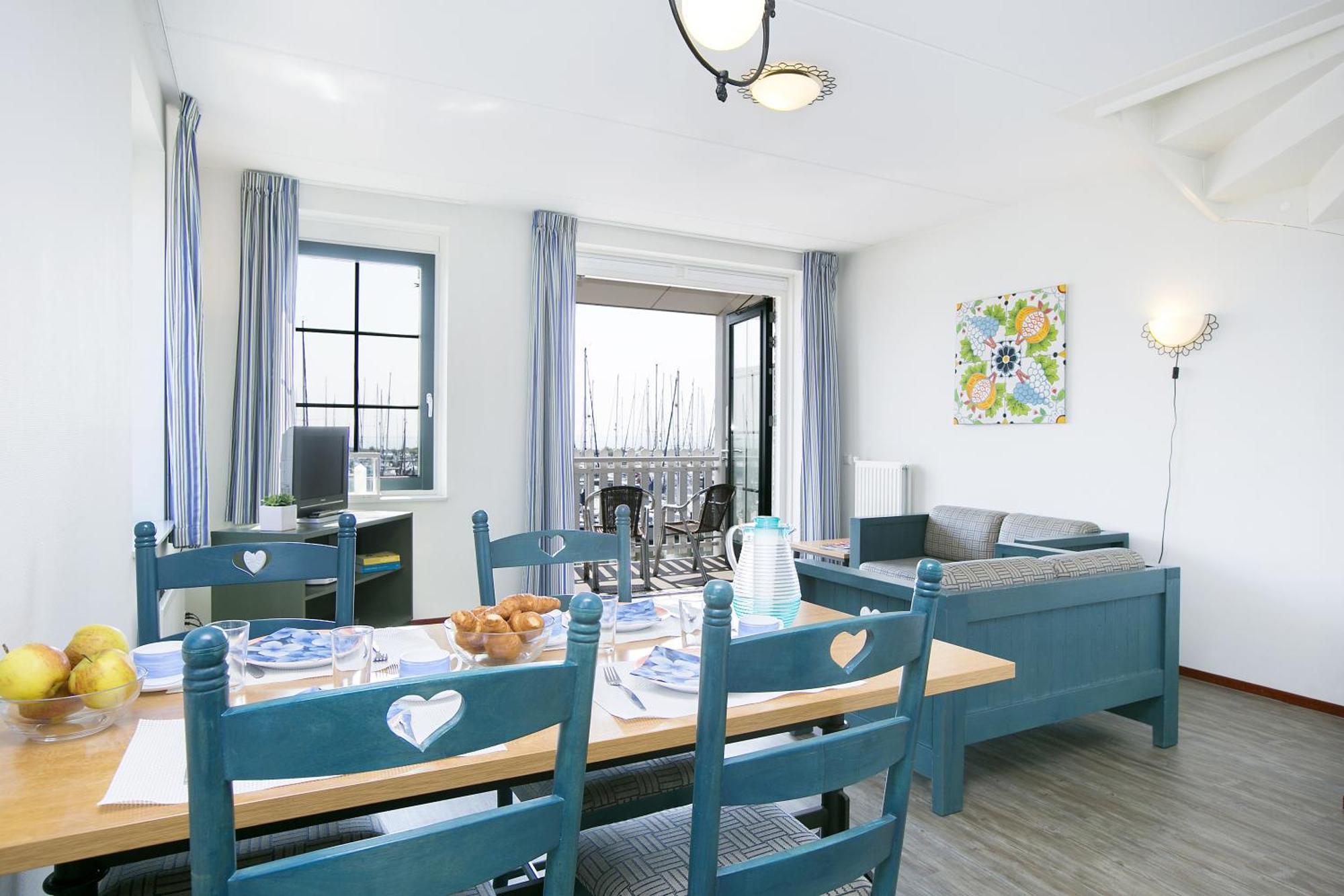 Roompot Hotel Marinapark Volendam Exterior foto