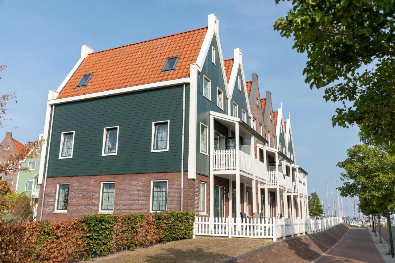 Roompot Hotel Marinapark Volendam Exterior foto